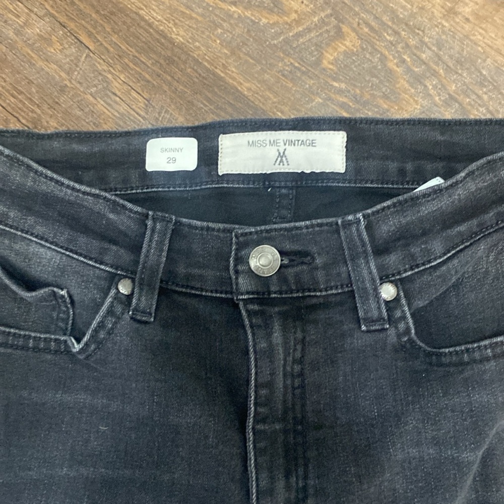 MISS ME VINTAGE BLACK HIGH WAISTED SKINNY JEANS WITH ORANGE EMBROIDERED DETAILS - Picture 2 of 8